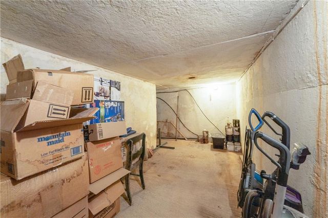 1168 Kingman Road, Pomona, KS 66076