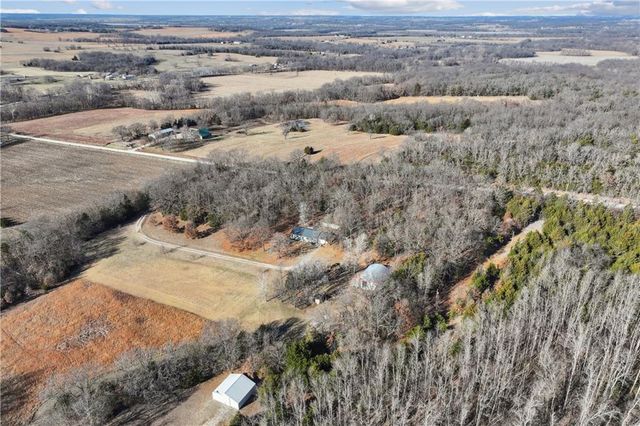 1168 Kingman Road, Pomona, KS 66076