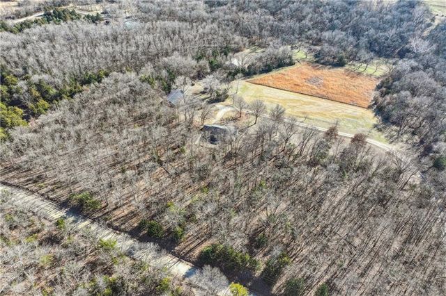 1168 Kingman Road, Pomona, KS 66076