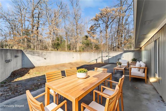 1168 Kingman Road, Pomona, KS 66076