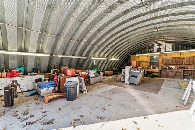 1168 Kingman Road, Pomona, KS 66076