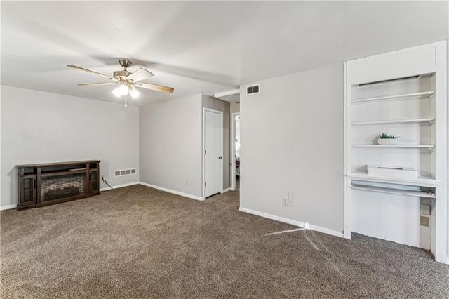 1168 Kingman Road, Pomona, KS 66076