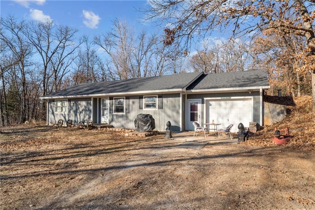 1168 Kingman Road, Pomona, KS 66076