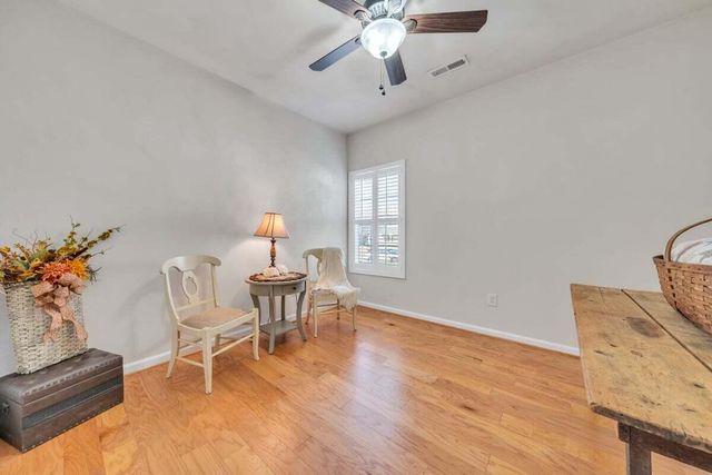 2615 QUEENS WAY, Vinton, VA 24179