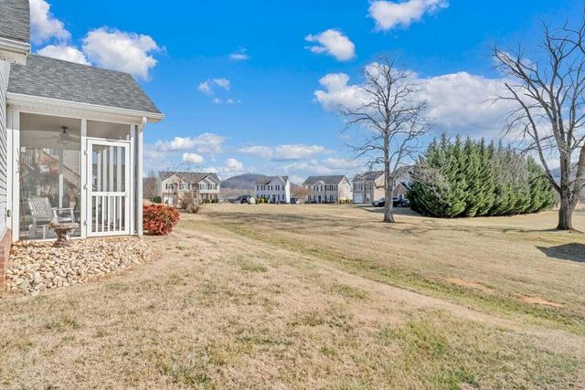 2615 QUEENS WAY, Vinton, VA 24179