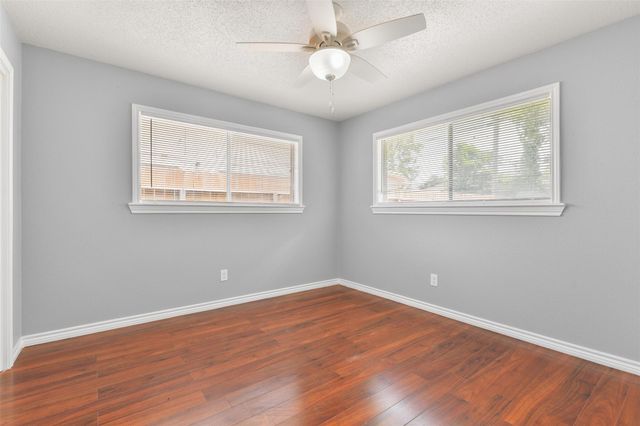 7405 Carver Avenue, Texas City, TX 77591