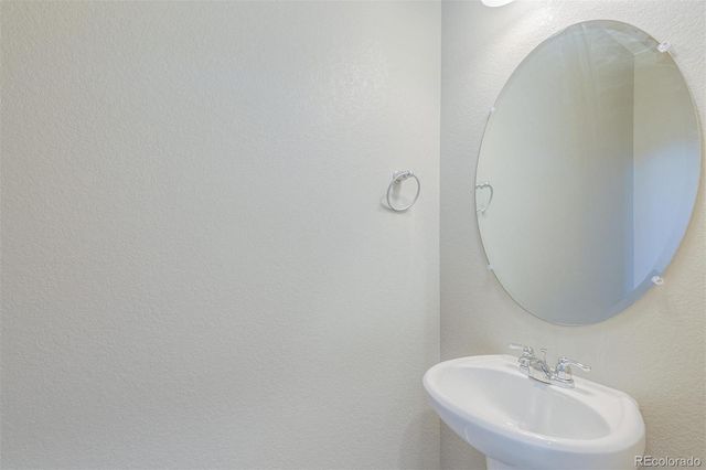 1557 Pinnacle Avenue, Lochbuie, CO 80603