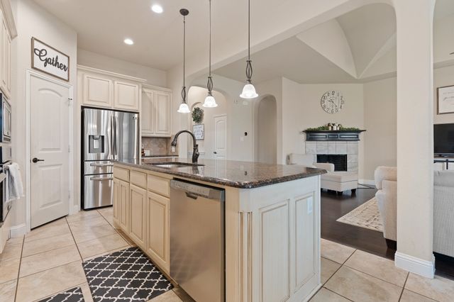 414 Belmont Drive, Midlothian, TX 76065