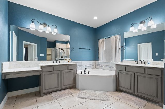 414 Belmont Drive, Midlothian, TX 76065
