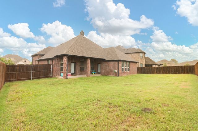 414 Belmont Drive, Midlothian, TX 76065