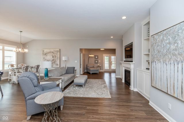2899 Grandview Lane, Greenwood, IN 46143