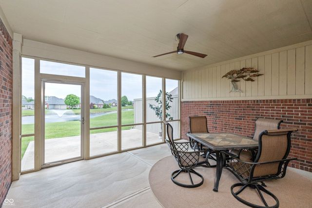 2899 Grandview Lane, Greenwood, IN 46143