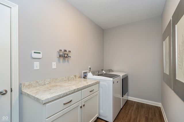 2899 Grandview Lane, Greenwood, IN 46143