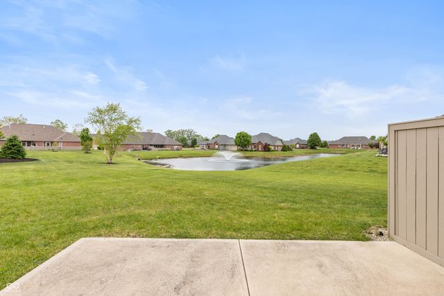 2899 Grandview Lane, Greenwood, IN 46143