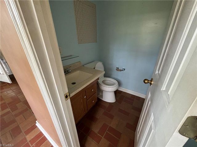 1793 US Highway 220, Stokesdale, NC 27357