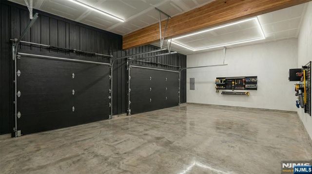 54 Windsor Road, Tenafly, NJ 07670