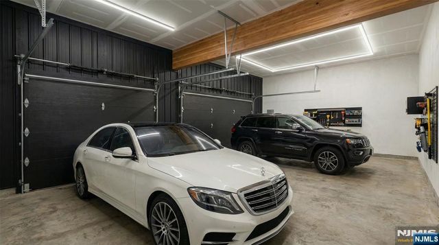 54 Windsor Road, Tenafly, NJ 07670