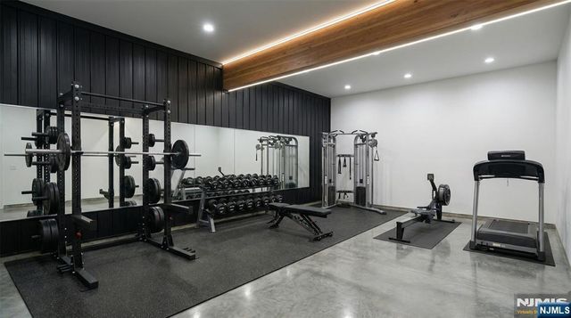 54 Windsor Road, Tenafly, NJ 07670