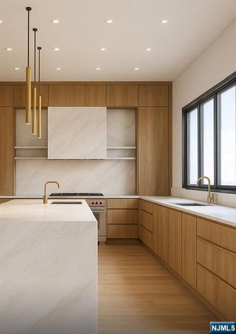 54 Windsor Road, Tenafly, NJ 07670