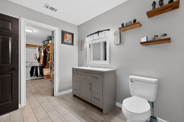 6035 County Road 302, Grandview, TX 76050