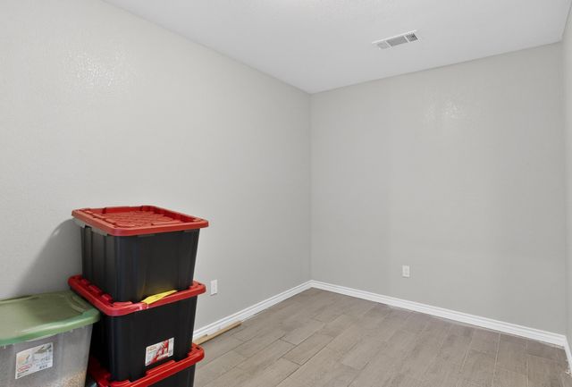 6035 County Road 302, Grandview, TX 76050