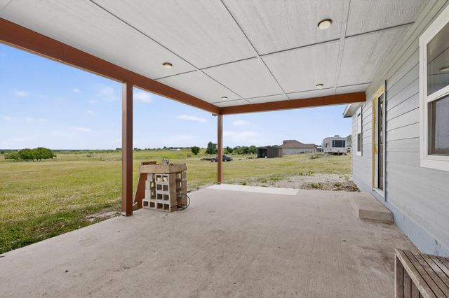 6035 County Road 302, Grandview, TX 76050