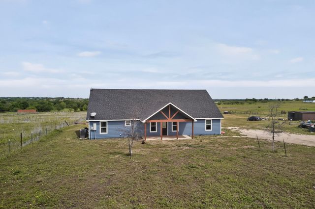 6035 County Road 302, Grandview, TX 76050