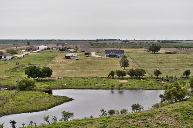 6035 County Road 302, Grandview, TX 76050