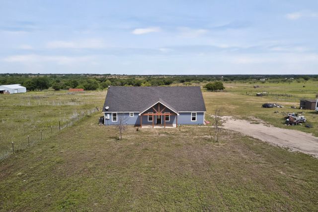6035 County Road 302, Grandview, TX 76050