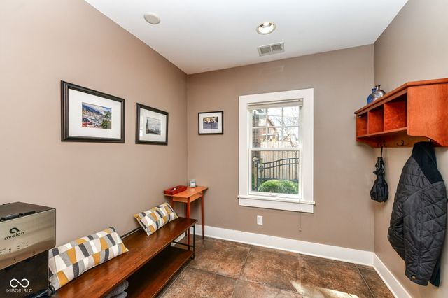 5164 N Illinois Street, Indianapolis, IN 46208