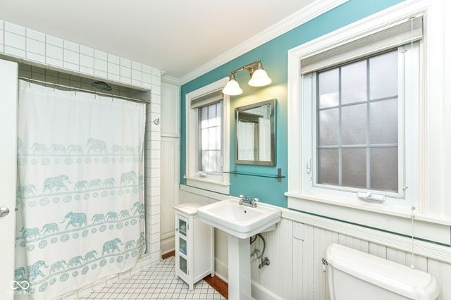 5164 N Illinois Street, Indianapolis, IN 46208