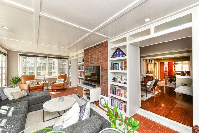 5164 N Illinois Street, Indianapolis, IN 46208