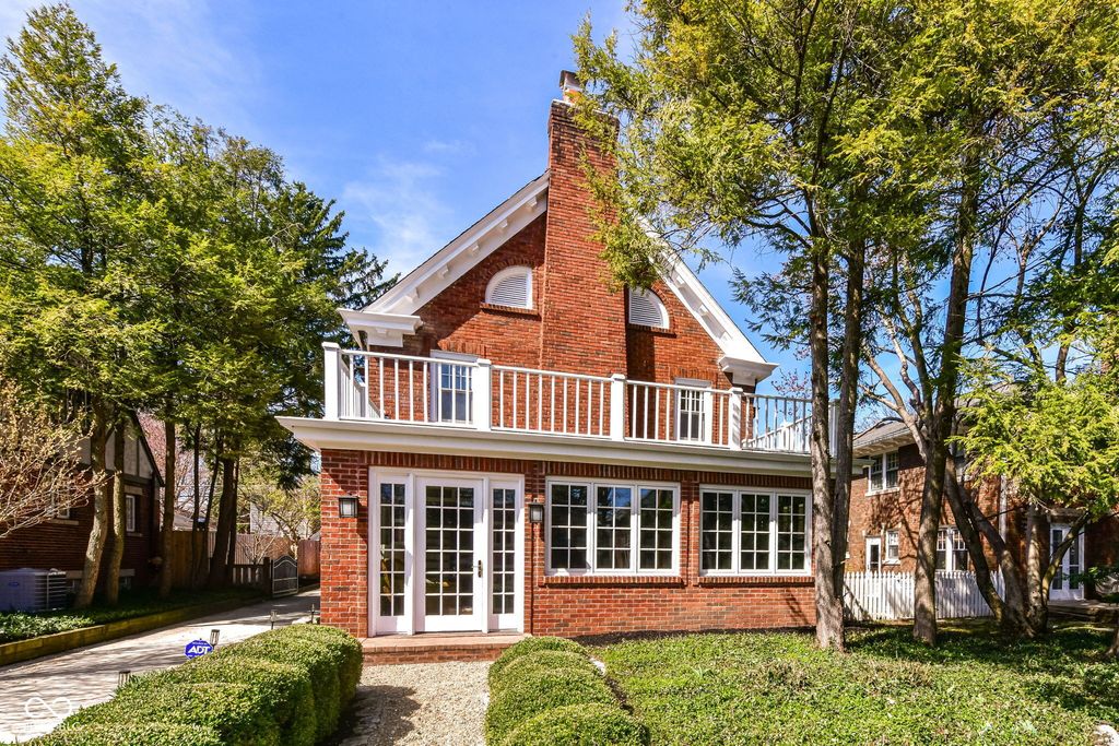 5164 N Illinois Street, Indianapolis, IN 46208