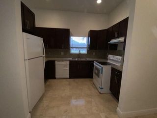 701 SW 10th Dr, Pompano Beach, FL 33060