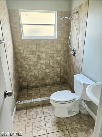 3414 Seminole AVE, Naples, FL 34112