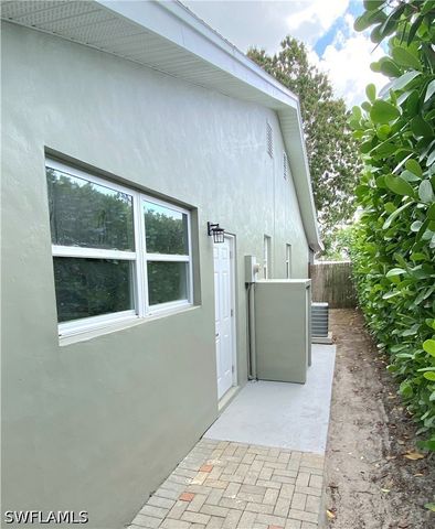 3414 Seminole AVE, Naples, FL 34112