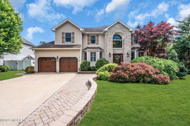 271 Kettle Creek Road, Toms River, NJ 08753