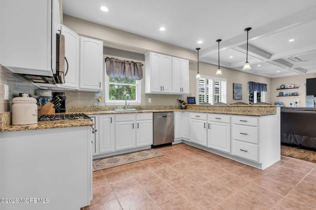 271 Kettle Creek Road, Toms River, NJ 08753