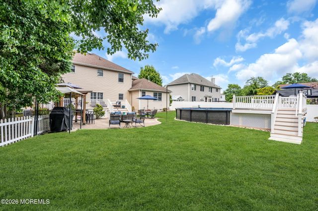 271 Kettle Creek Road, Toms River, NJ 08753