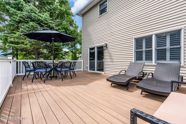 271 Kettle Creek Road, Toms River, NJ 08753