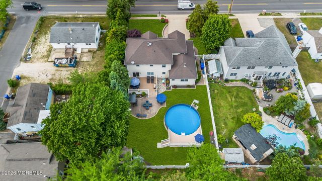 271 Kettle Creek Road, Toms River, NJ 08753