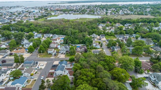 271 Kettle Creek Road, Toms River, NJ 08753