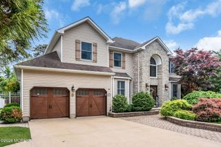 271 Kettle Creek Road, Toms River, NJ 08753