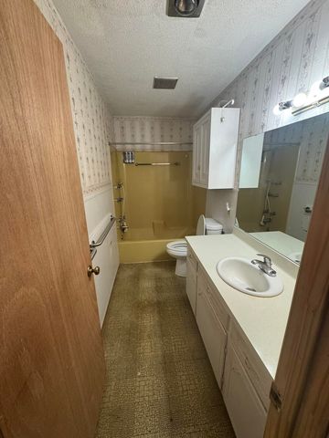 513 Laurel Ln, Hallsville, TX 75650