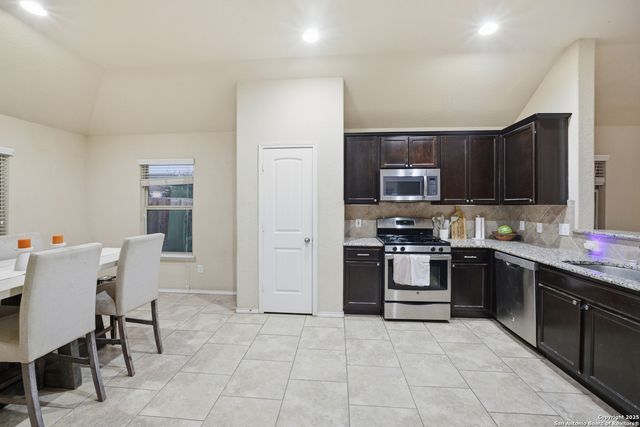 3406 candlepass, San Antonio, TX 78244