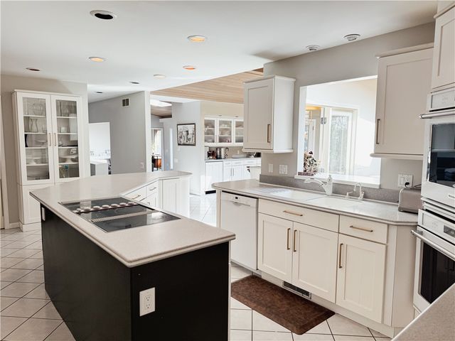 924 Deerfield Road, Elmira City, NY 14905