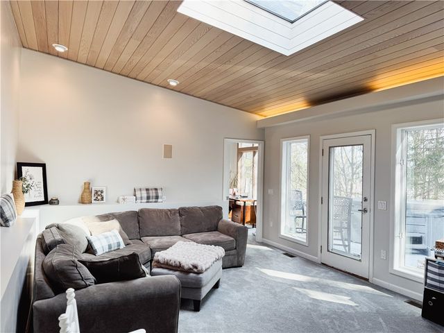 924 Deerfield Road, Elmira City, NY 14905