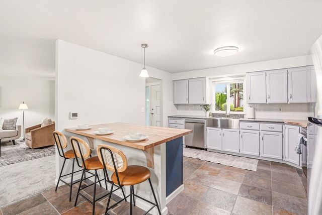11213 N Astor St, Spokane, WA 99218