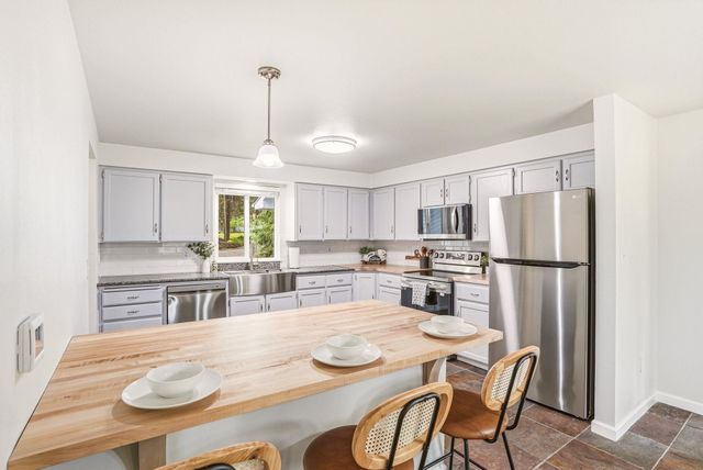 11213 N Astor St, Spokane, WA 99218
