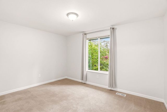 11213 N Astor St, Spokane, WA 99218